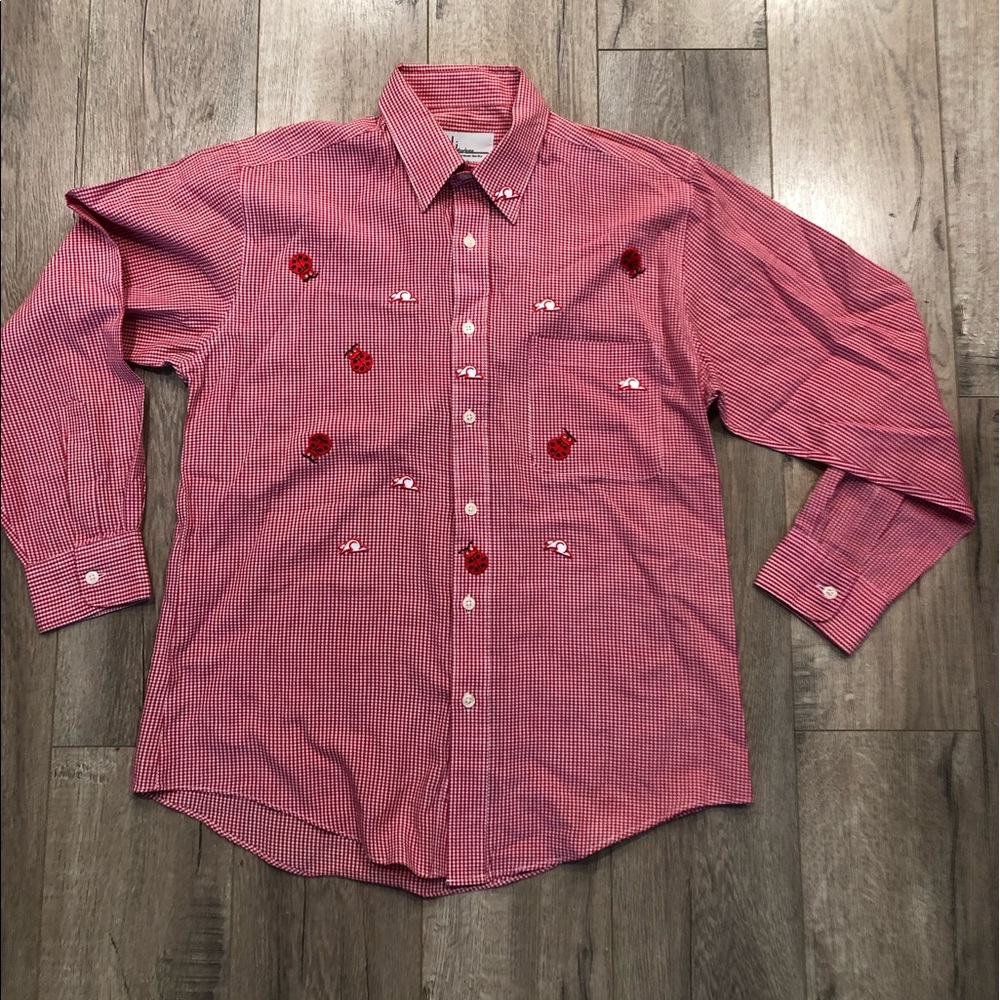 Vintage kitsch Men’s S shirt  gingham red white with ladybug accents